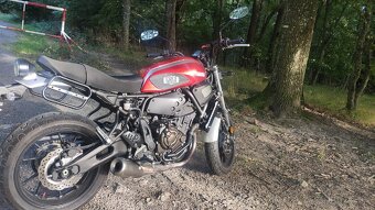 Yamaha XSR700 - 2