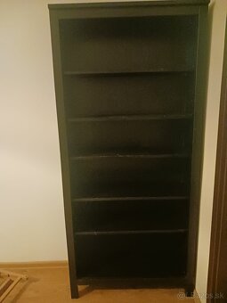 Darujem za odvoz Hemnes Ikea kniznicu - 2