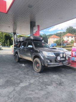 Toyota Hilux 3,0 D4D AT Double Cab - 2