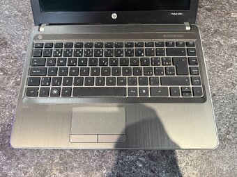 Notebook HP  i3-2330M / 8 GB RAM / 250 GB SSD / LINUX MX - 2