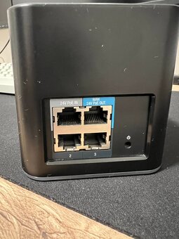 WiFi router Ubiquiti Aircube AC - 2