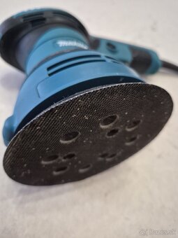 Makita excentrická brúska BO5041 - 2