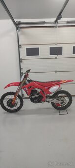 Honda crf 250 r - 2