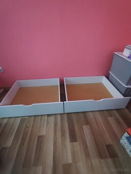 Šufliky pod posteľ - 2