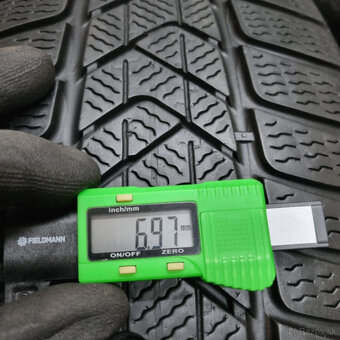 Zimné pneumatiky 225/55 R17 PIRELLI RSC - 2