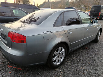 Audi A4 85 KW klima výhřev - 2