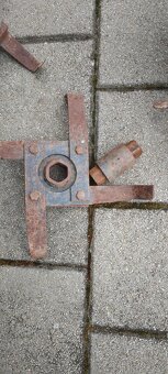 Motyčky tera vary, Agzat - 2