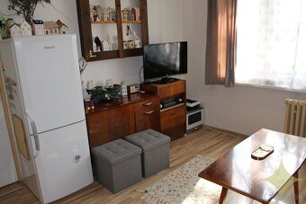 Prenájom 1 izb byt 1.p. 45 m2 , 460-Eur/mesiac s energ. Ba - 2