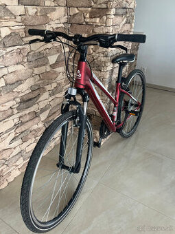 Úplne nový dámsky trekový bicykel CTM Bora 1.0 28” , M (16" - 2