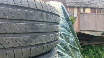 Ponukam na Predaj ako nove Pneumatiky 215/55/r17 - 2