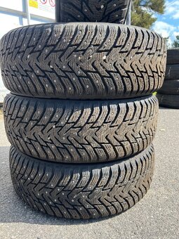 205/60R16 96TNokian Hakkapelitta 8 - HROTY - 2