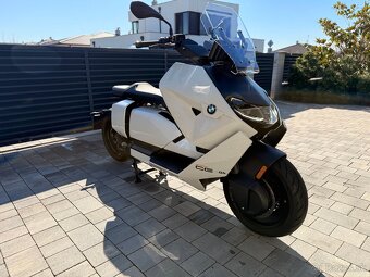 BMW CE 04 - 2