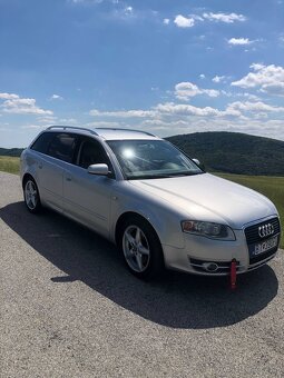 Audi A4 8E - 2