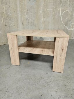 Stolik - 2