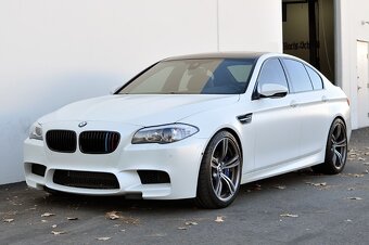 KÚPIM BMW F10 F11 F01 F31 ( PONÚKNITE) ✅ - 2