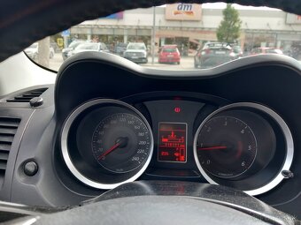 MITSUBISHI LANCER - 2