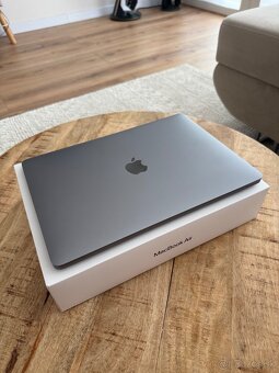 Apple Macbook Air 13” M1 8/256GB Silver - SK lokalizácia , - 2
