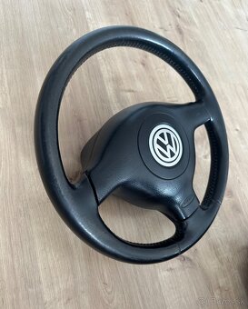 Trojramenný kožený volant vw - 2