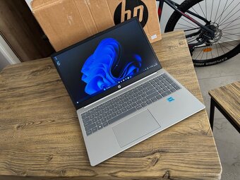 HP/Notebook/4GB RAM DDR5/128GB NVMe SSD/Intel HD (2GB) biely - 2