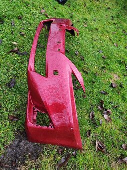 Lexus IS 250 facelift F šport nárazník - 2