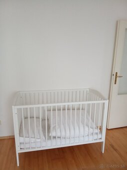 DETSKÁ DREVENA POSTIELKA S MADRACOM - 2