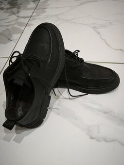 Predám čierne topánky, raz obuté - 2