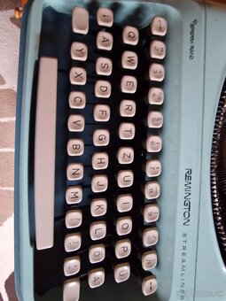 Pisaci stroj Remington STREAMLINER - 2