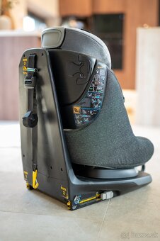 Predám autosedačku Maxi-Cosi AxissFix (ISOFIX, otočná 360°) - 2