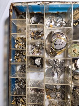 Nahradne diely na hodinky - 2