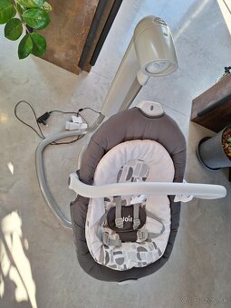 Hojdačka a ležadlo 2v1 Joie Serina - 2