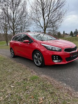 Kia Ceed Combi SW 1.6 CRDI 100Kw GT- LINE - 2