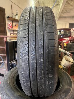 Pneu 185/65r15 - 2