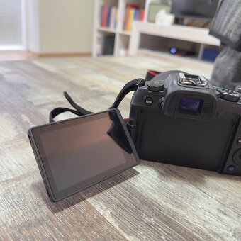 Canon Eos RP + Canon RF 35mm f/1.8 - 2