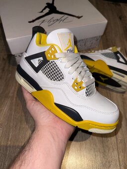 Air Jordan 4 vivid sulfur - 2