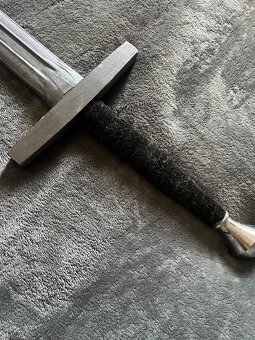 LARP meč 118 cm – Hurka u Hobitu, kovová hruška - 2