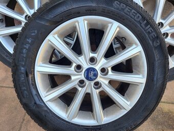 Ford focus - 2