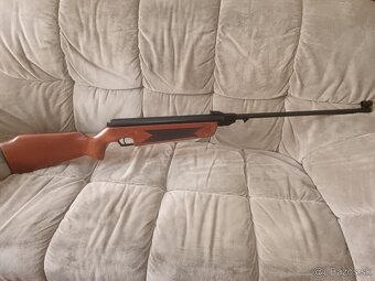 Vzduchovka slávia 631 model 77 rv 1980 - 2