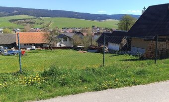 Slnečný pozemok pre Váš dom vo Vasiľove ;) - 2