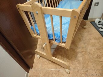 Predám drevenú kolísku - 2