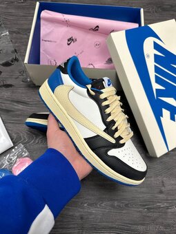 AIR JORDAN 1 LOW OG SP "TRAVIS SCOTT X FRAGMENT" Tenisky - 2