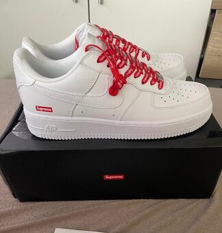 Nike Air Force x Supreme - 2