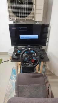 Logitech g29 + autosedačka - 2