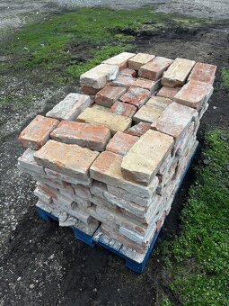 Predám staré pálené tehly - 2