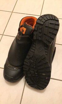 Pracovná obuv - 2