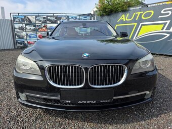 BMW Rad 7 730d - 2