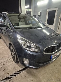 Carens 1.7crdi 7miest AUTOMAT - 2