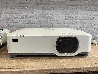 Projektor NEC NP-P525ULG - 2