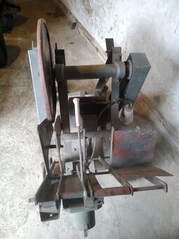 Predám cirkulár - 50cm kotúč - 2