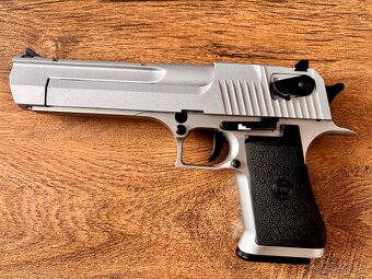 Desert Eagle - 2