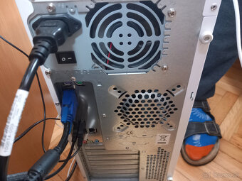 PC Pentium dual-core e5200 - 2